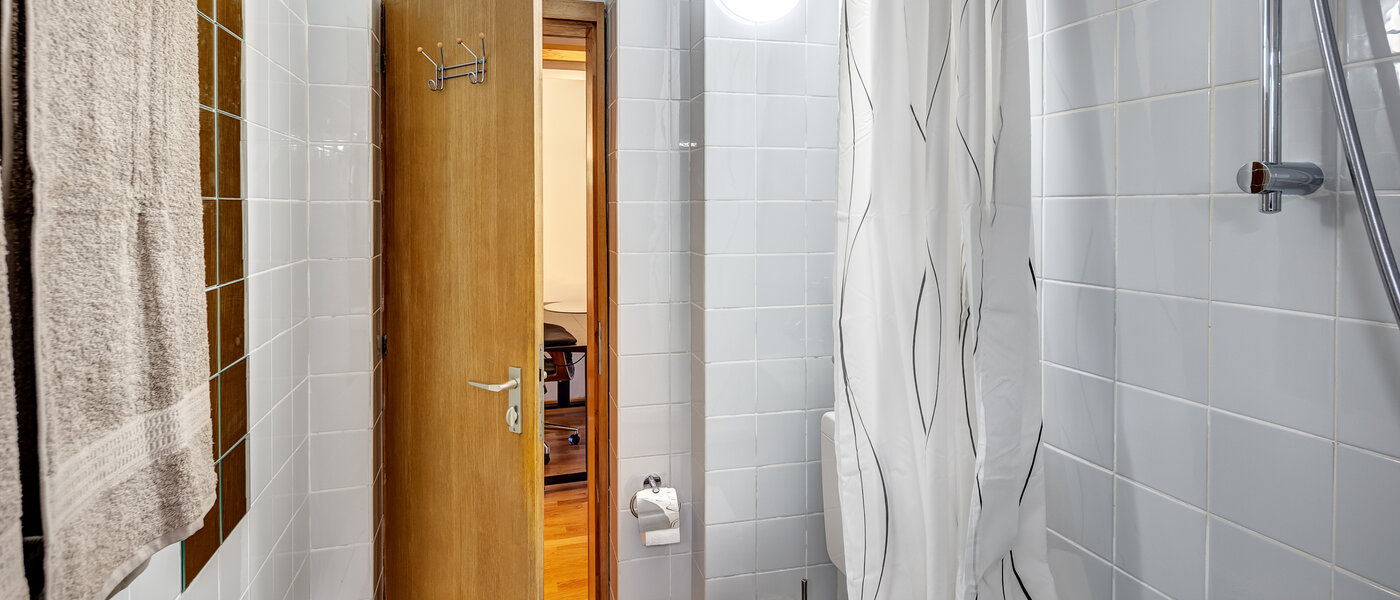 Płaski München Schwabing-West (rund um den Bonner Platz) 02 Łazienka 13991