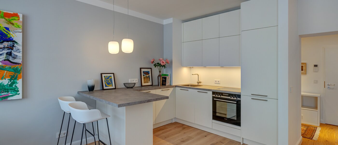 Ravna stran München Bogenhausen 03 Kuhinja 13999