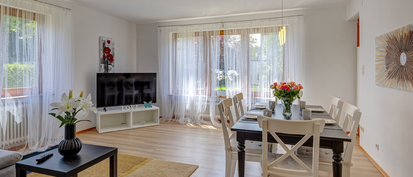 플랫 München Berg am Laim 03 거실 공간 14011