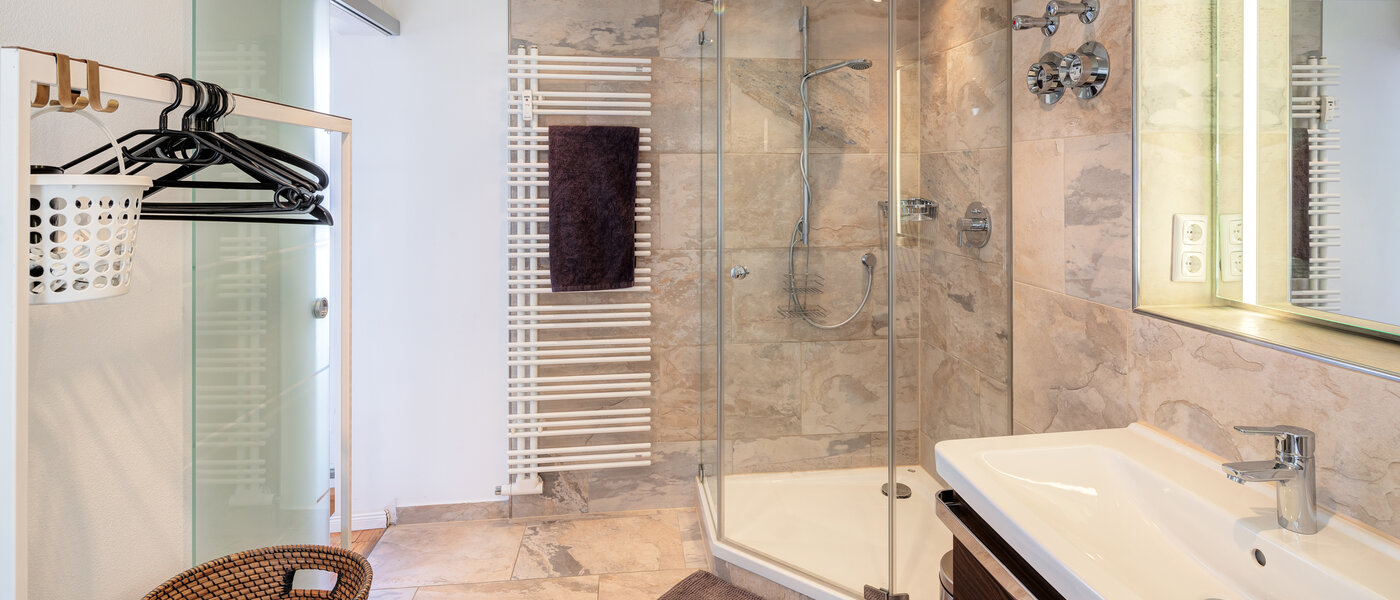 Mieszkanie typu maisonette München Lehel 01 Łazienka 14018