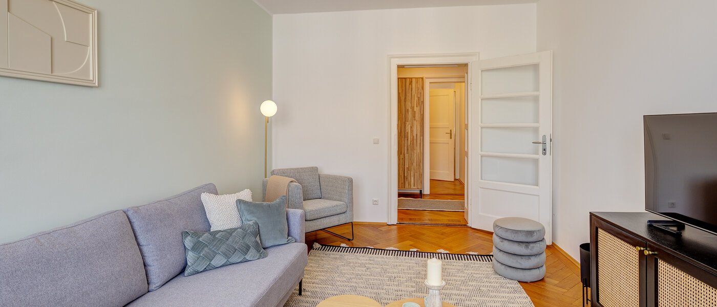 Lapos München Haidhausen 03 Nappali 14027