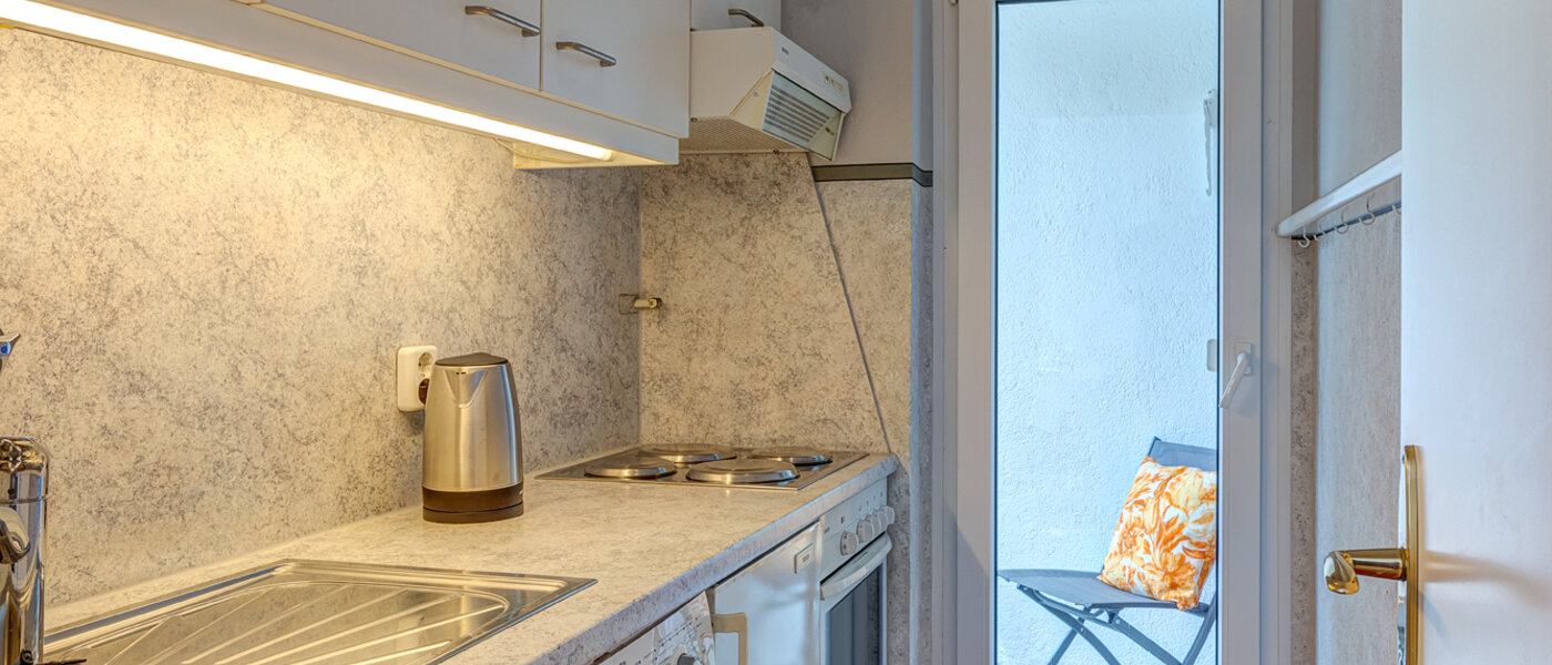 Lapos München Schwabing-West 01 Konyha 14029