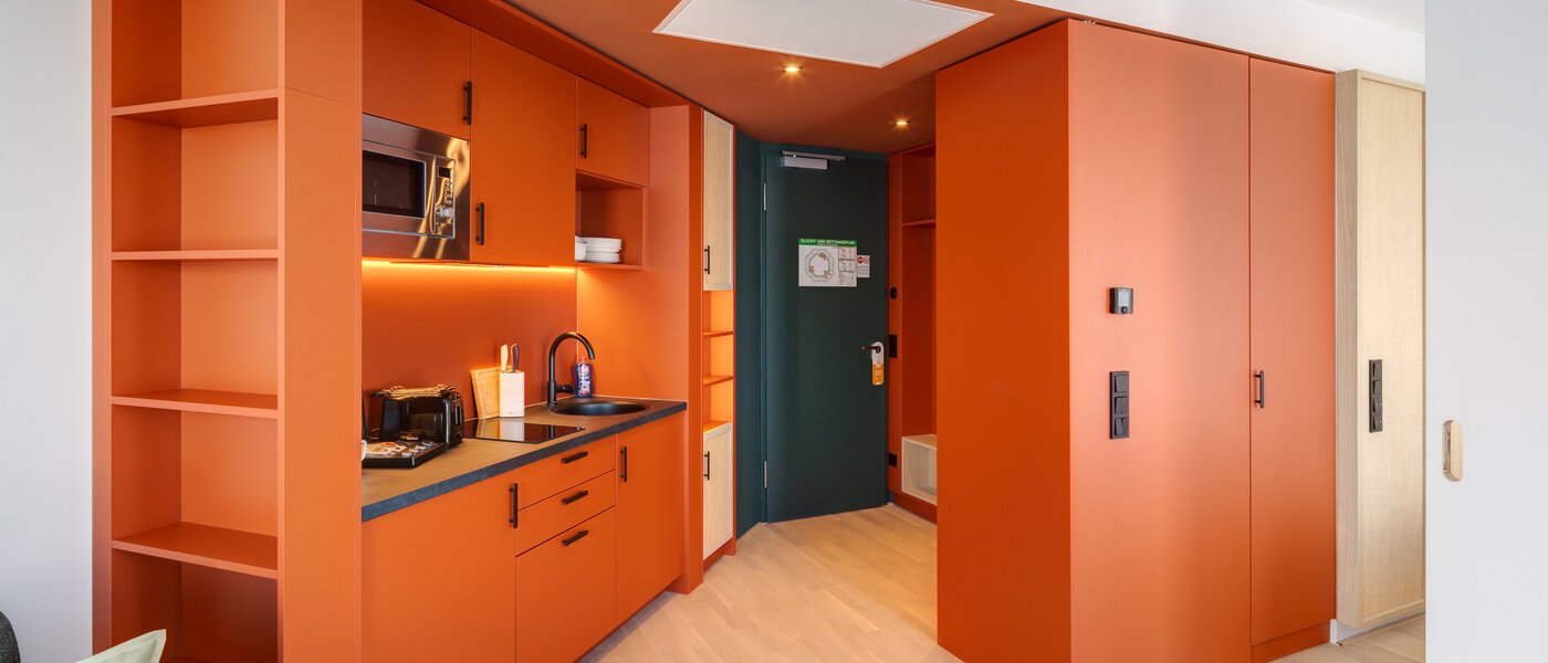 Flad Unterföhring 03 Køkken 14030