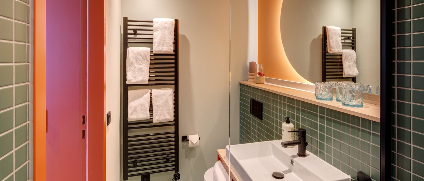 Flad Unterföhring 01 Badeværelse 14030