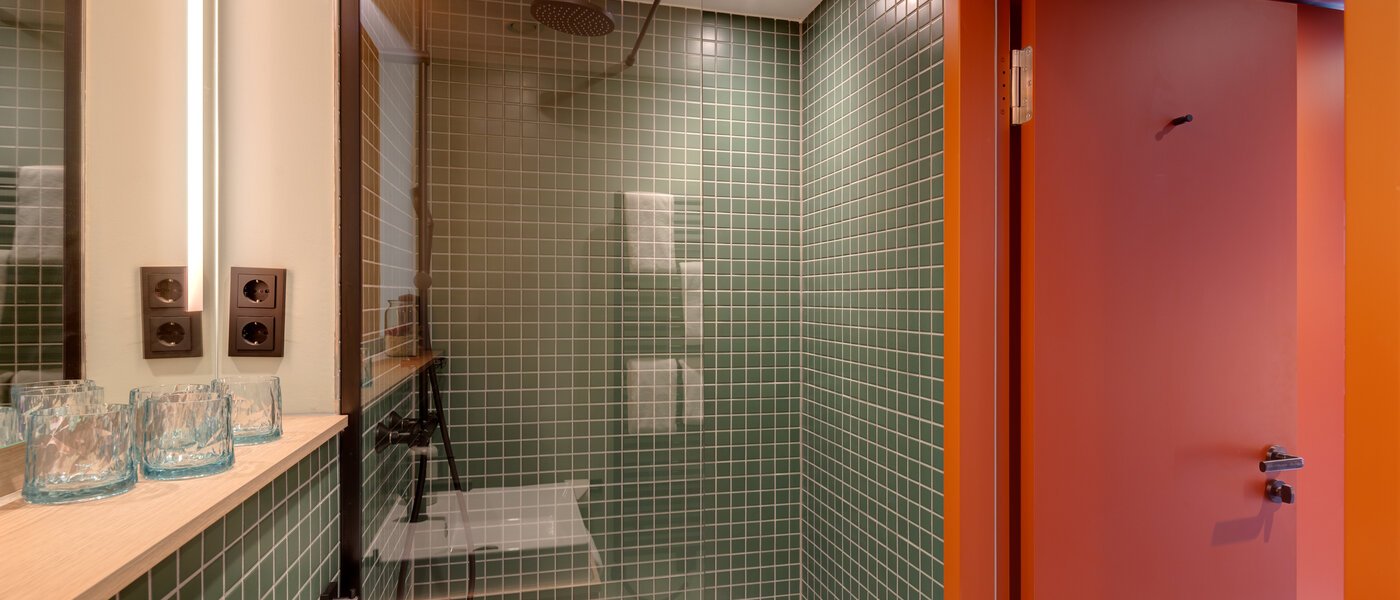 Flad Unterföhring 02 Badeværelse 14030