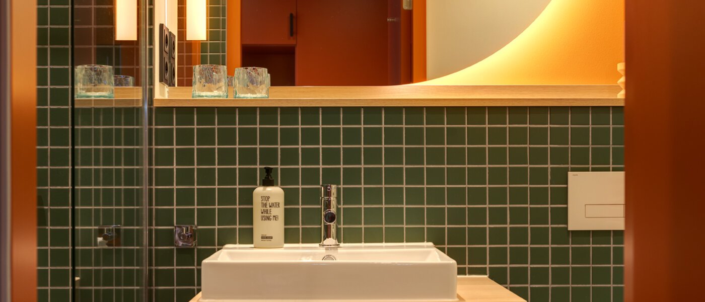 Flat Unterföhring 01 Baderom 14031