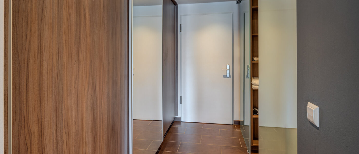 Ravna stran München Ludwigsvorstadt 01 Koridor/hodnik 14032