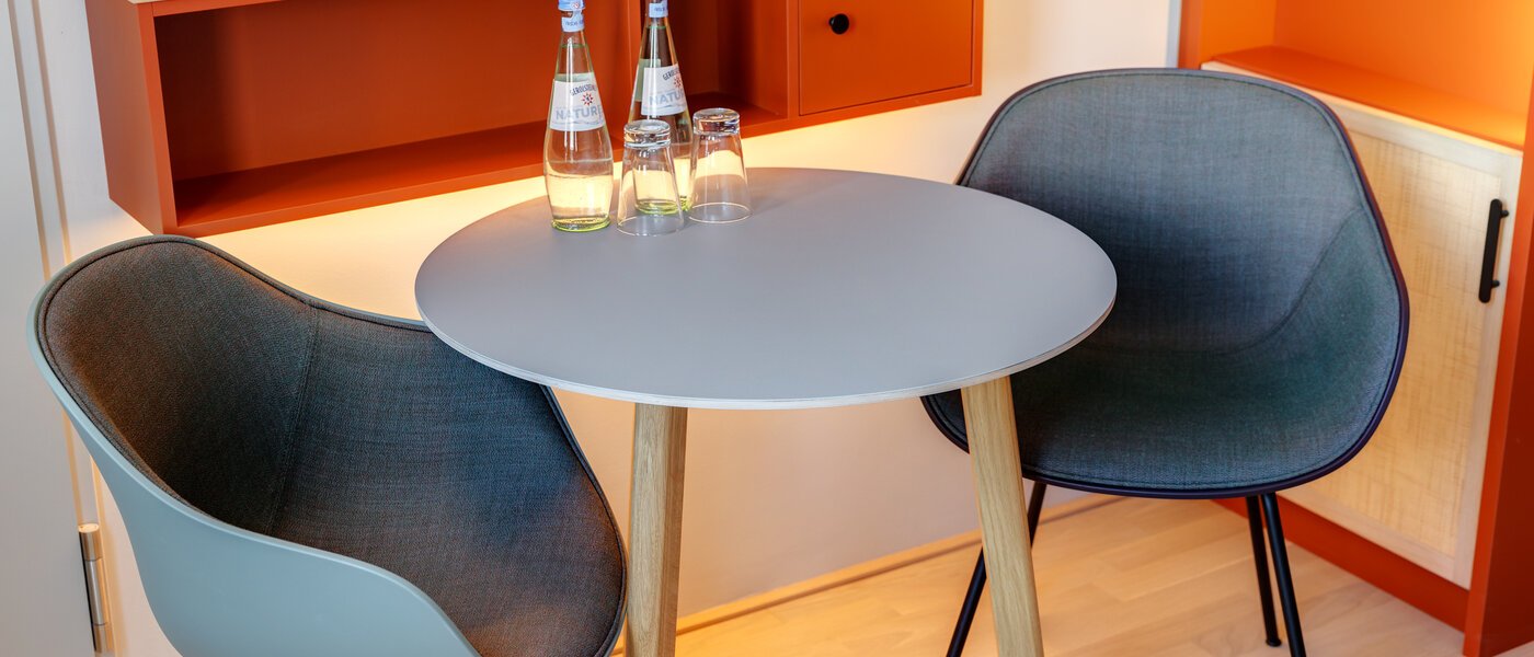 Ploché Unterföhring 02 Obývací prostor 14033