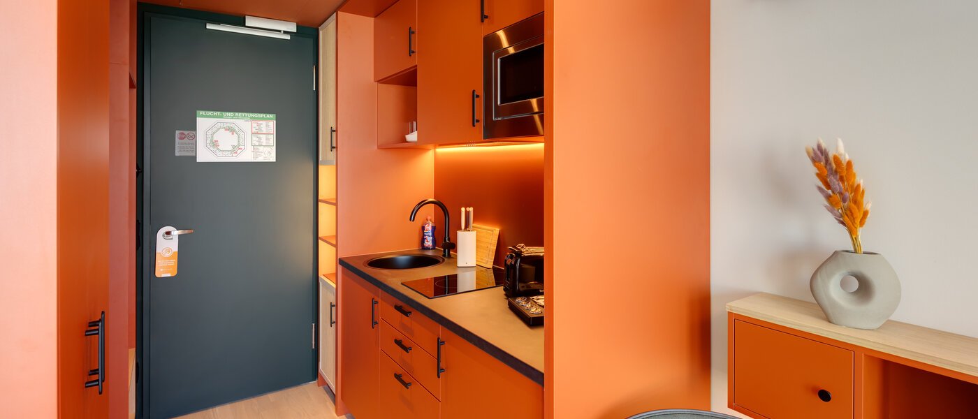 Płaski Unterföhring 01 Kuchnia 14034