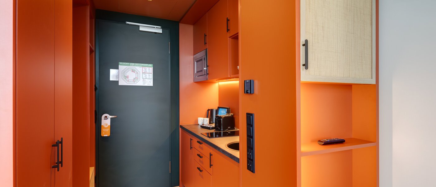 Düz Unterföhring 03 Mutfak 14035