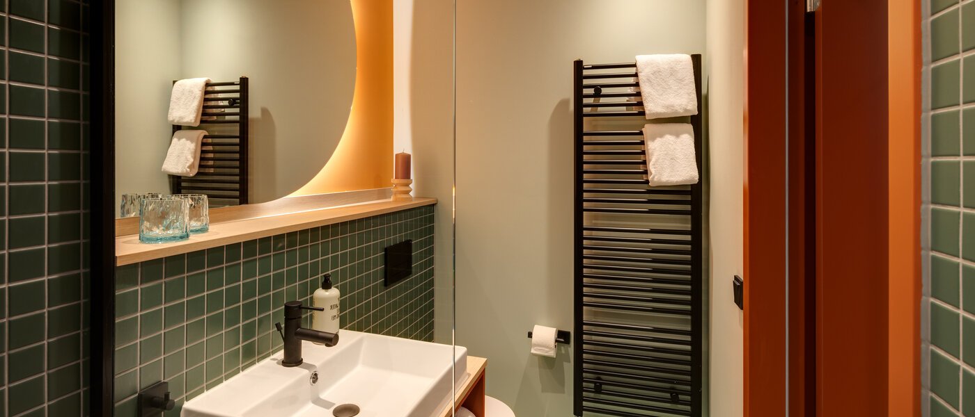 Düz Unterföhring 02 Banyo 14035