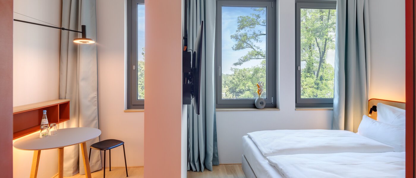 Lapos Unterföhring 01 Nappali 14047