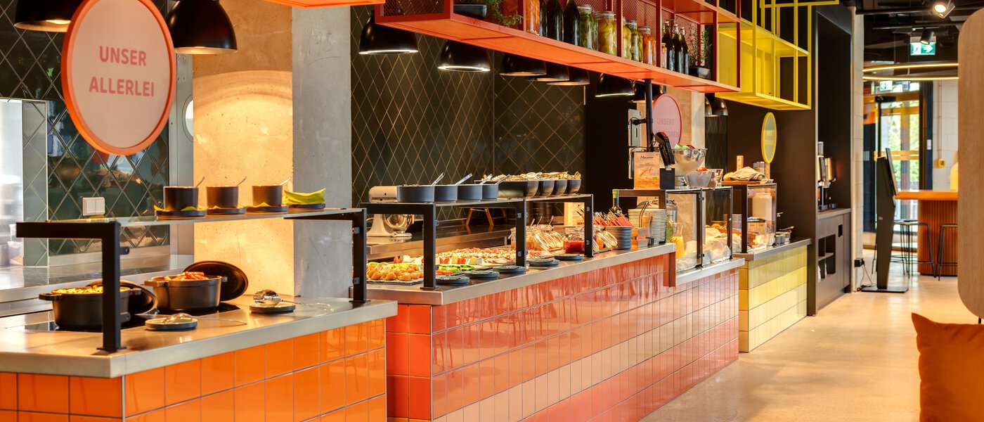 Lapos Unterföhring 03 Lobby 14047