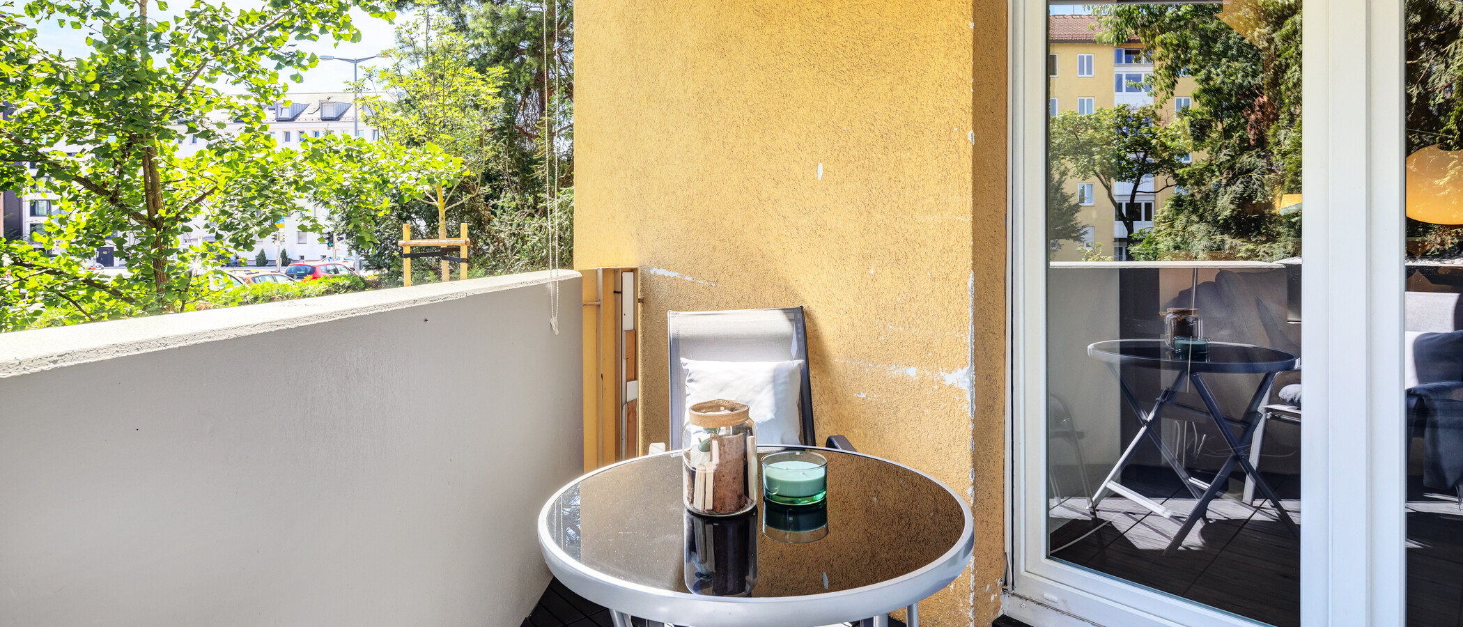 Ravna stran München Milbertshofen 02 Balkon 14064