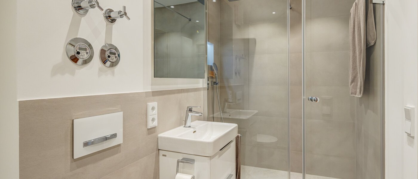 Flat München Daglfing 02 Baderom 14078