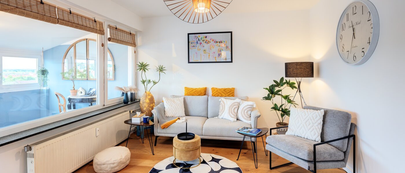 Ploché München Neufahrn b. Freising 01 Obývacia časť 14081