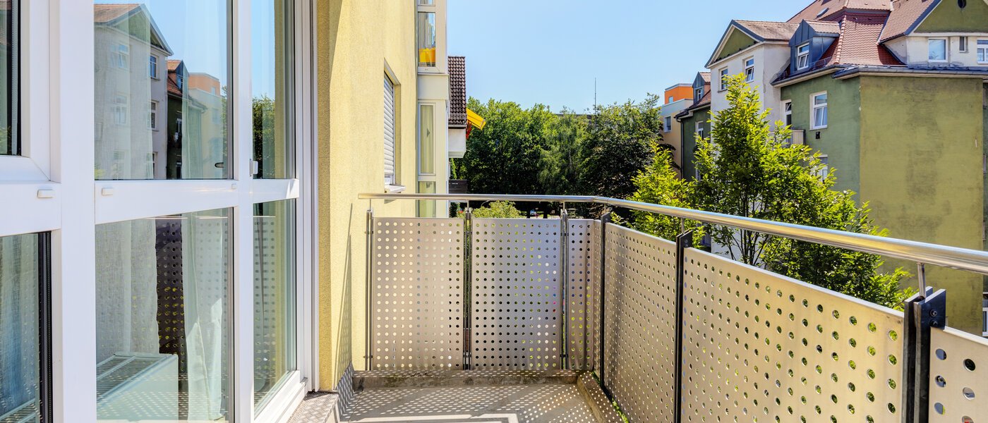 Flad München Neuhausen 01 3. balkon 14083