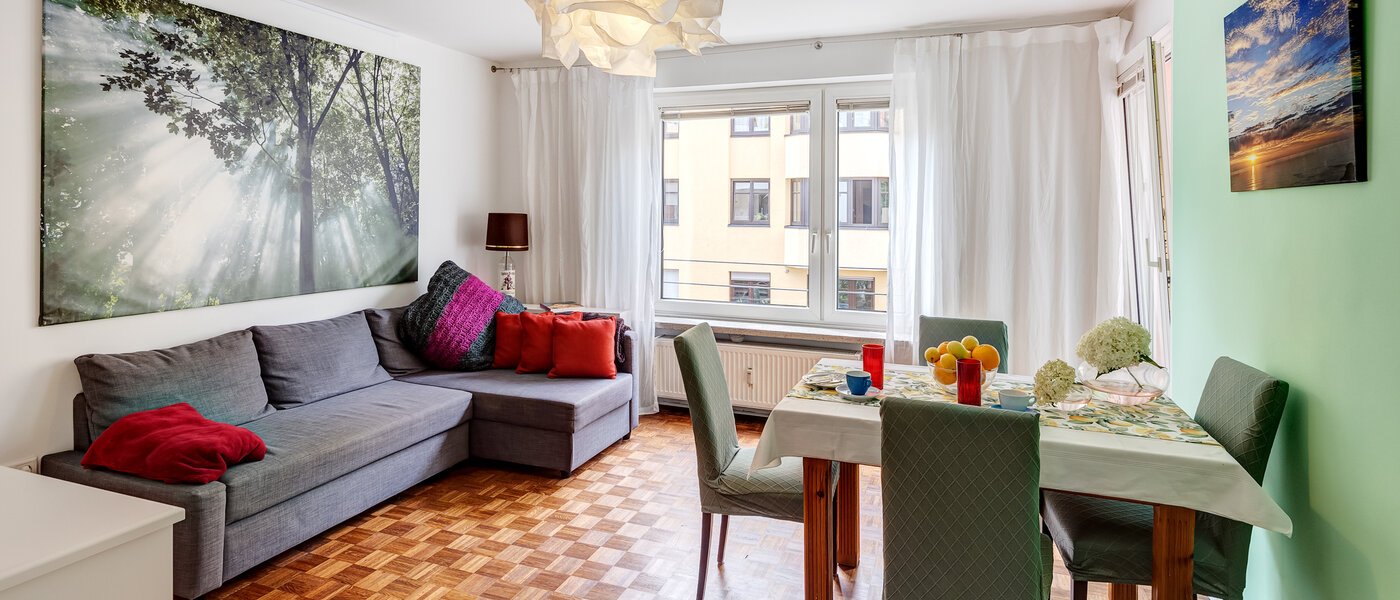 Lapos München Schwabing-West 02 Nappali 14090