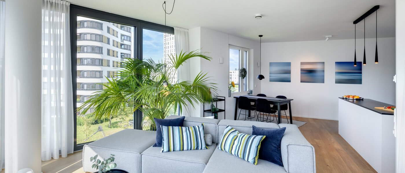 플랫 München Obersendling 03 거실 공간 14091