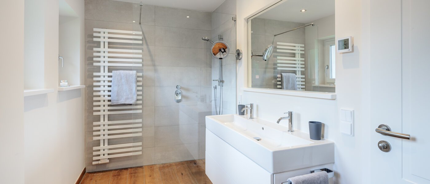 Platt Bad Wiessee 01 Badrum 14097