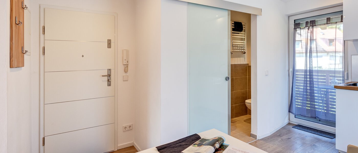 Ploché München Forstenried 01 Chodba/priestor 14103