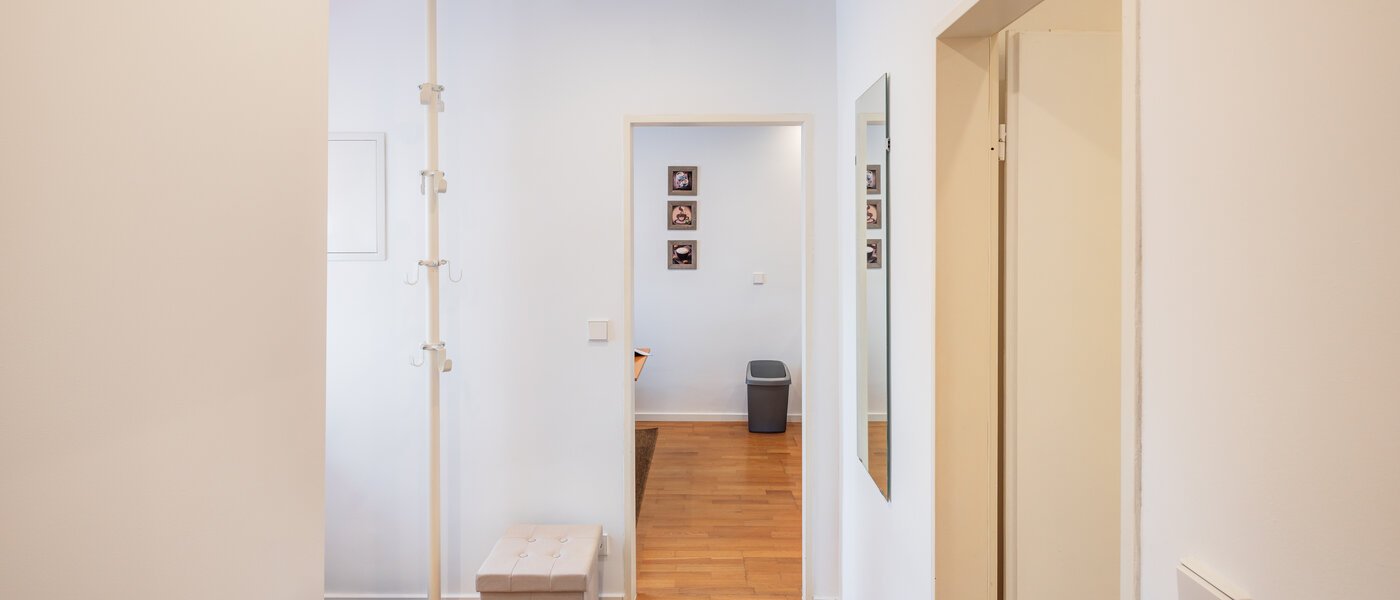 Ravna stran München Forstenried 03 Koridor/hodnik 14109