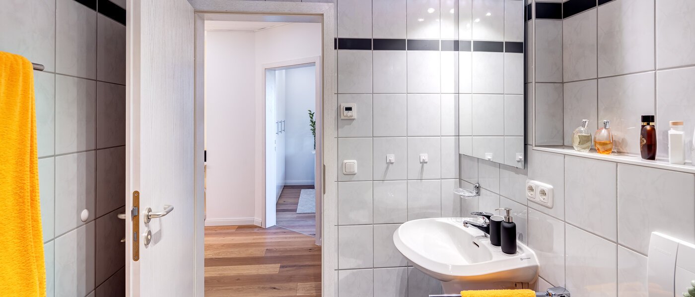 Ploché Puchheim 02 Koupelna 14118