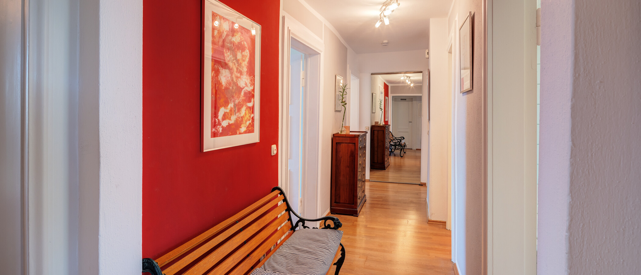 Podkrovný byt München Neuhausen 01 Chodba/priestor 14119