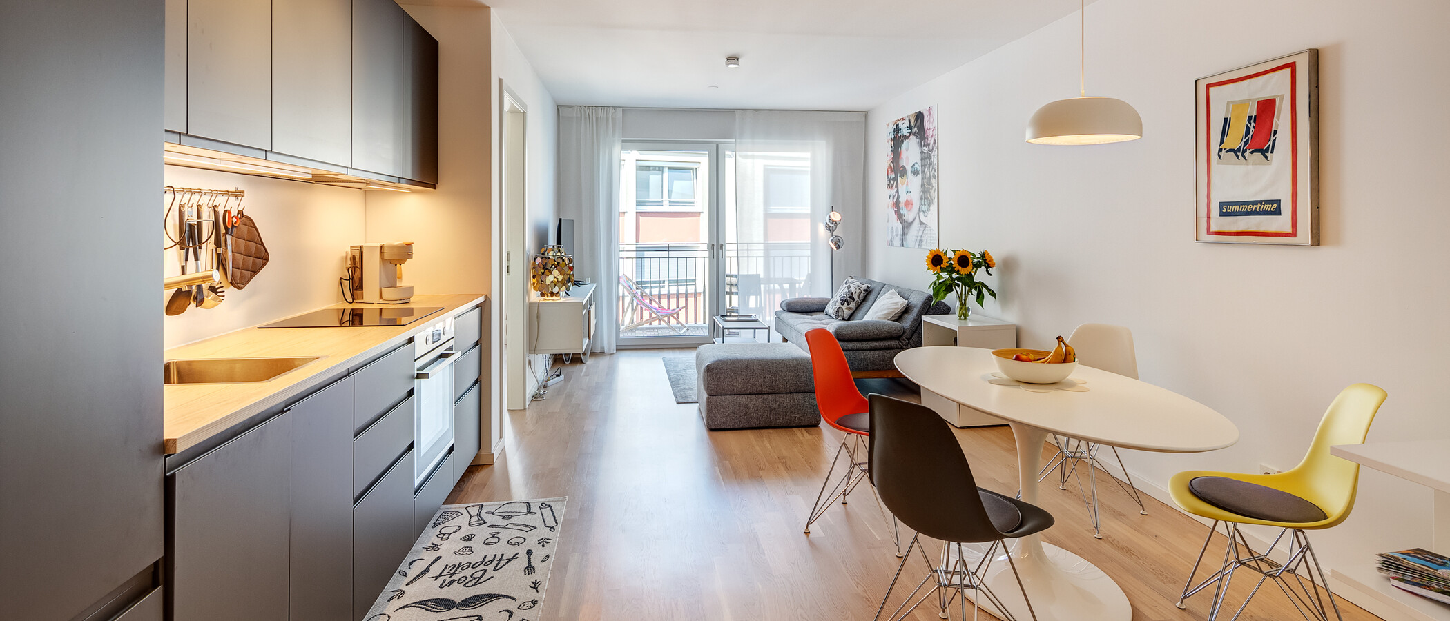 Lapos München Neuhausen 02 Nappali 14150