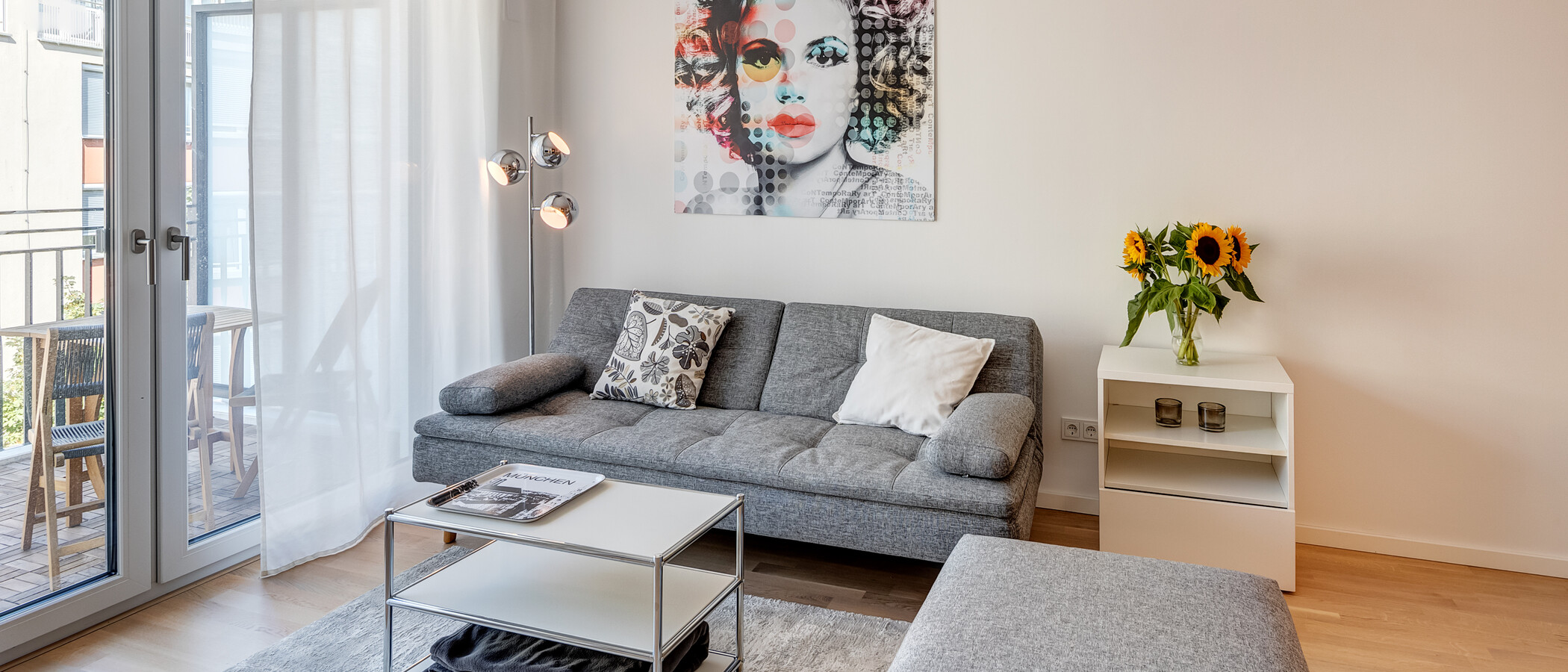 Lapos München Neuhausen 03 Nappali 14150