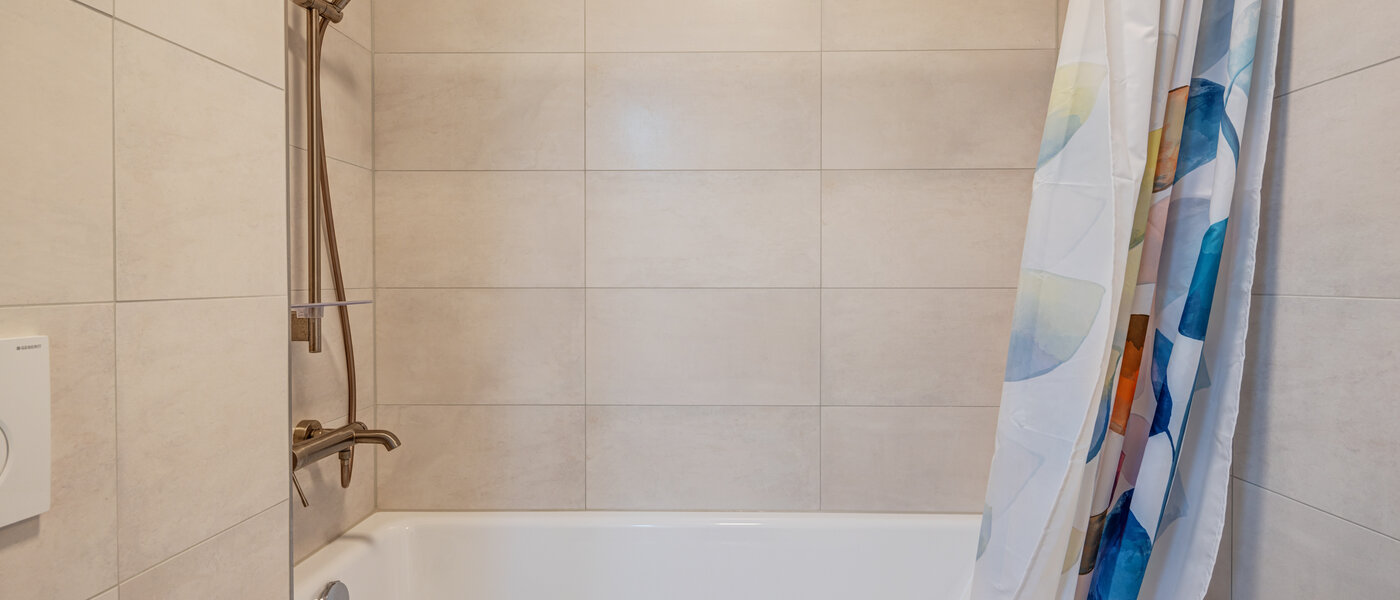 Lapos München Obermenzing 02 Fürdőszoba 14168