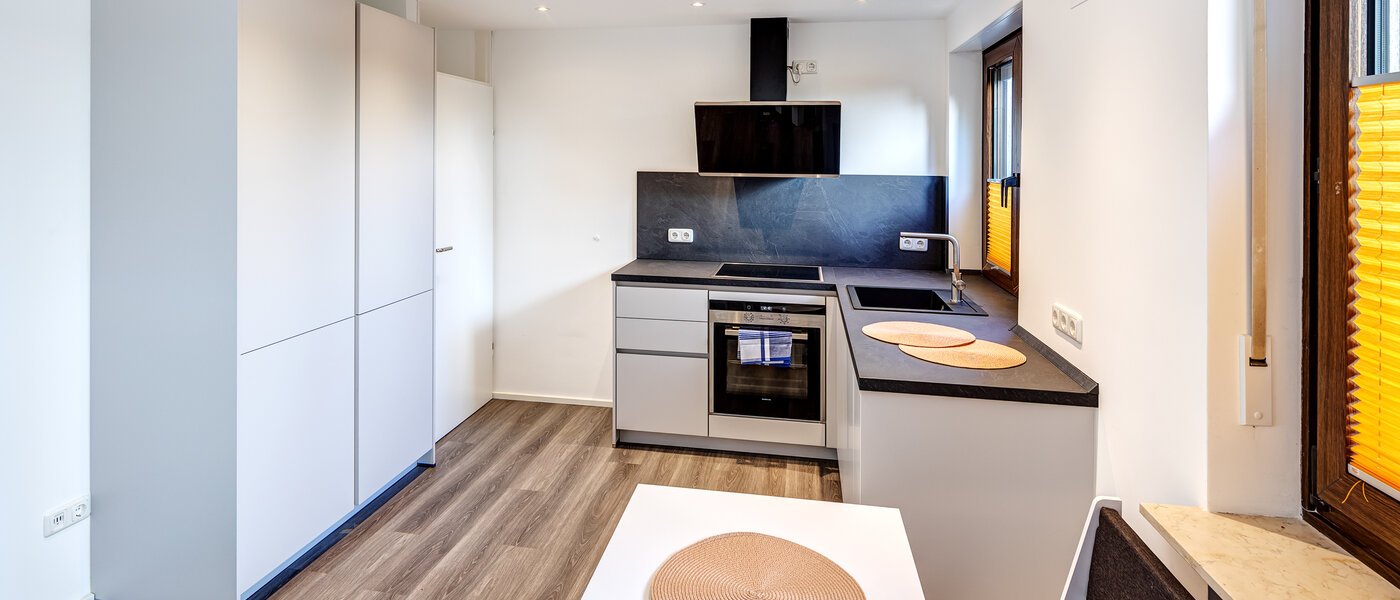 Řadový dům v centru města Germering 02 Kuchyně 14170