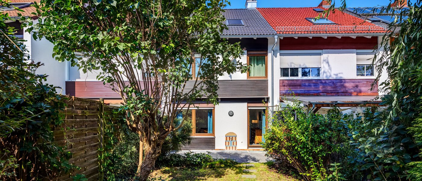 Řadový dům v centru města Germering 02 Zahrada 14170