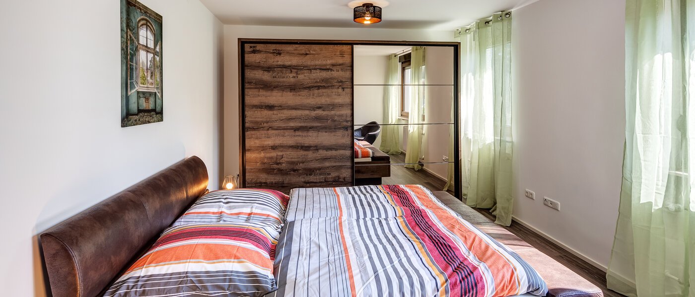 Řadový dům v centru města Germering 01 1. ložnice 14170