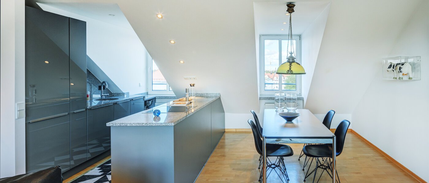 Mansardă plată München Bogenhausen 04 Zona de zi 14171