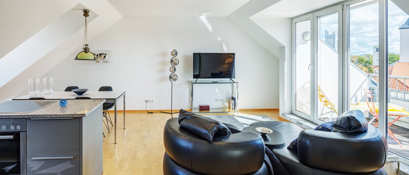 Mansardă plată München Bogenhausen 05 Zona de zi 14171