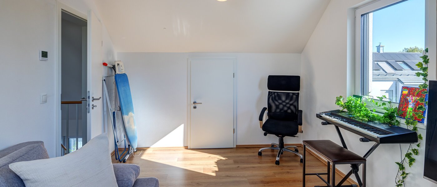 Fritliggende hus Olching 04 Gæsteværelse 14179