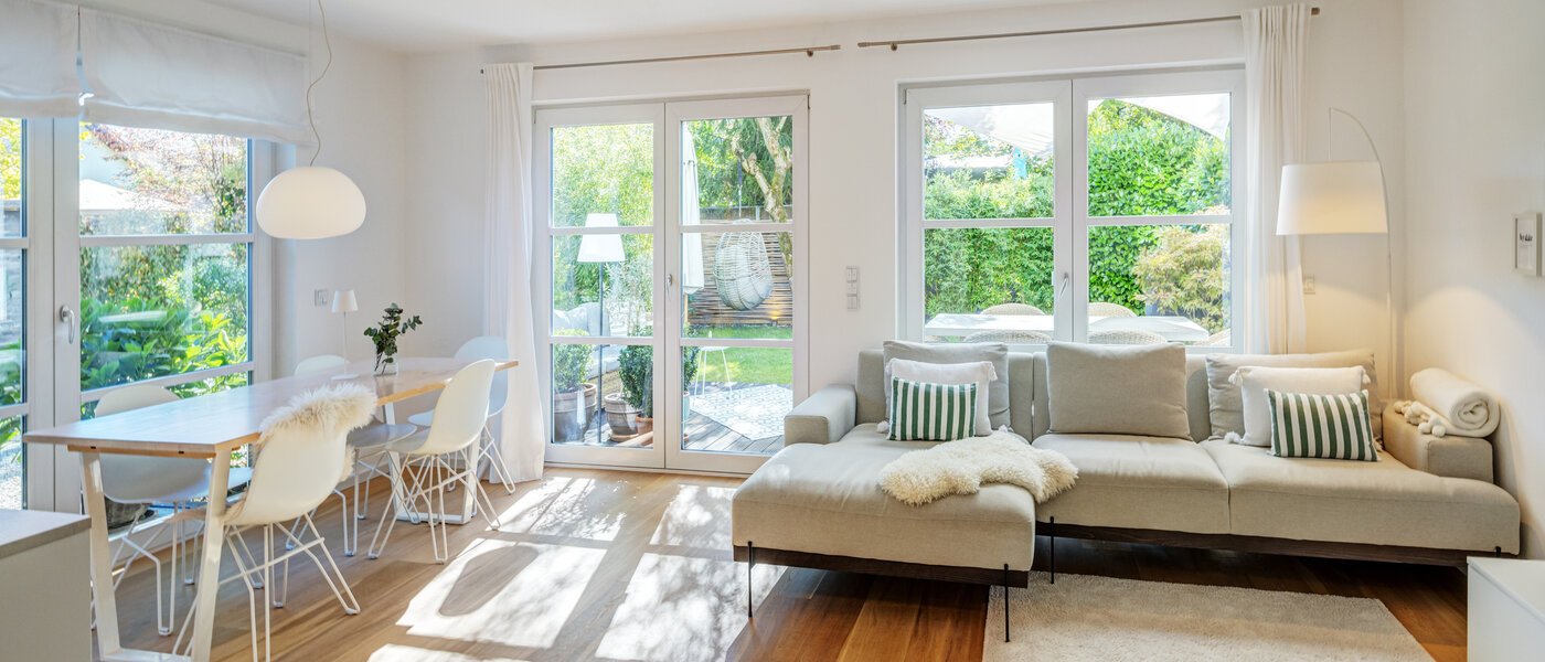 Двуетажна къща Ottobrunn 01 Дневна зона 14180