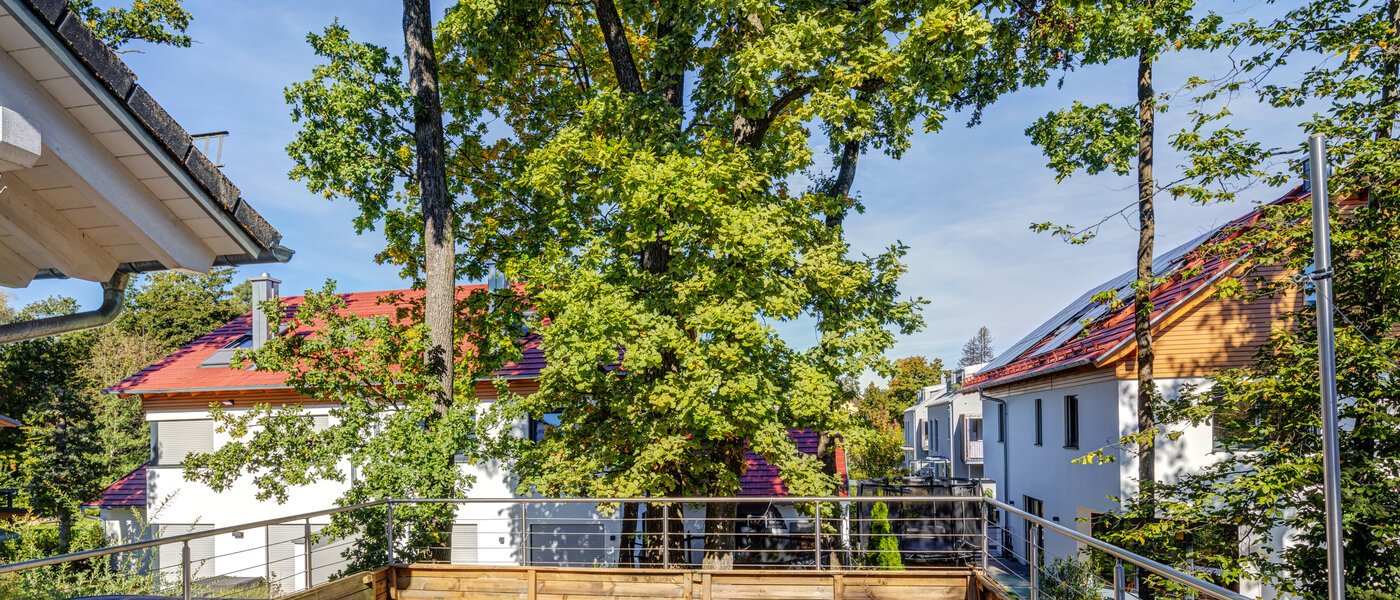 Двуетажна къща Ottobrunn 01 Покривна тераса 14180