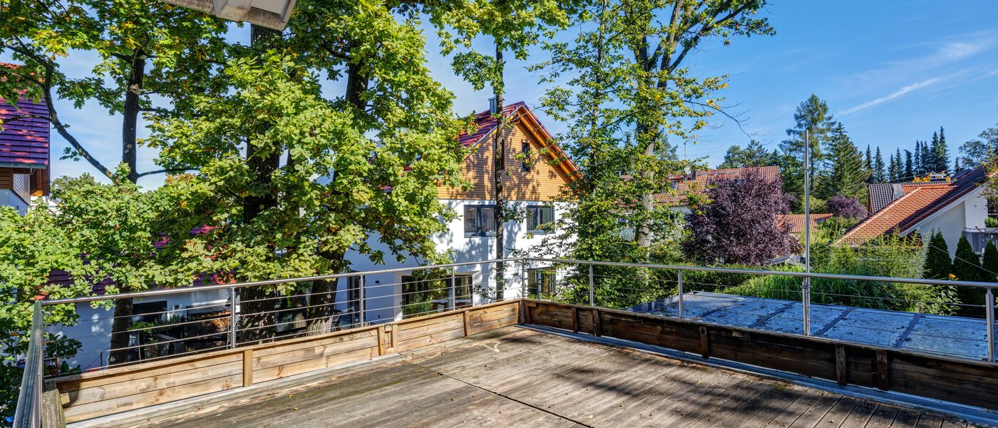 Двуетажна къща Ottobrunn 02 Покривна тераса 14180