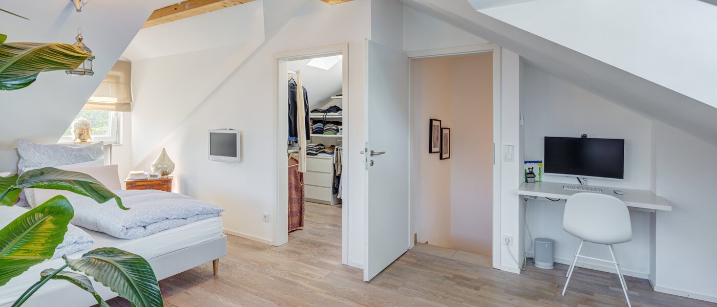 Двуетажна къща Ottobrunn 02 Първа спалня 14180