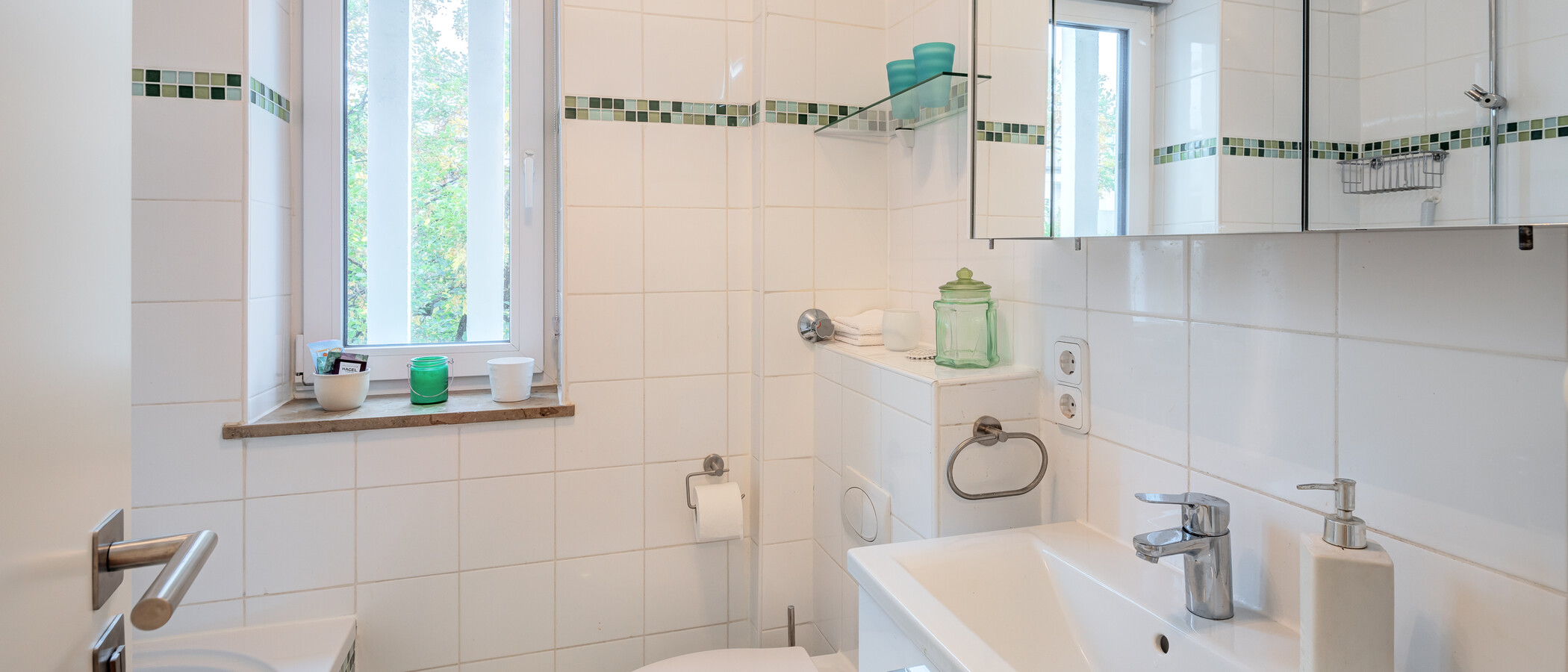 Flat München Bogenhausen 01 Baderom 14181