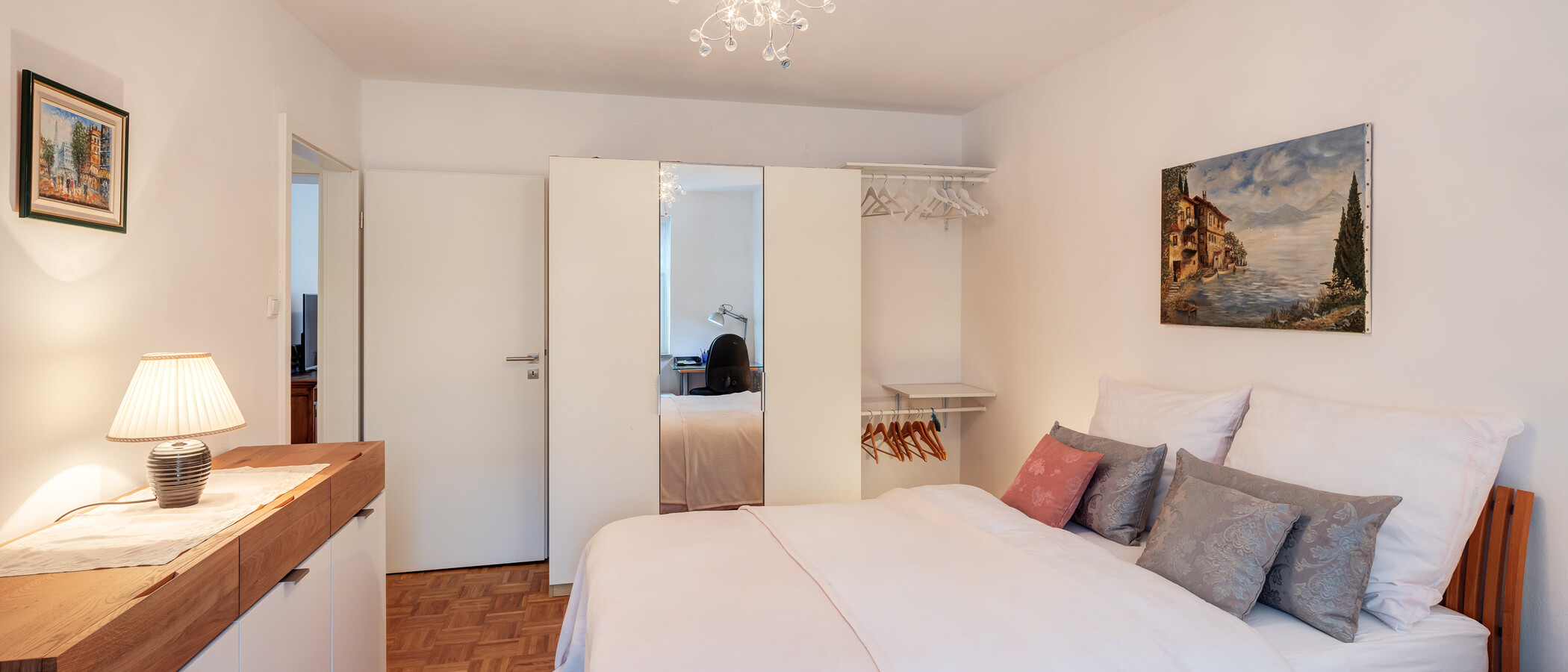 Flat München Bogenhausen 01 Soverom 14181