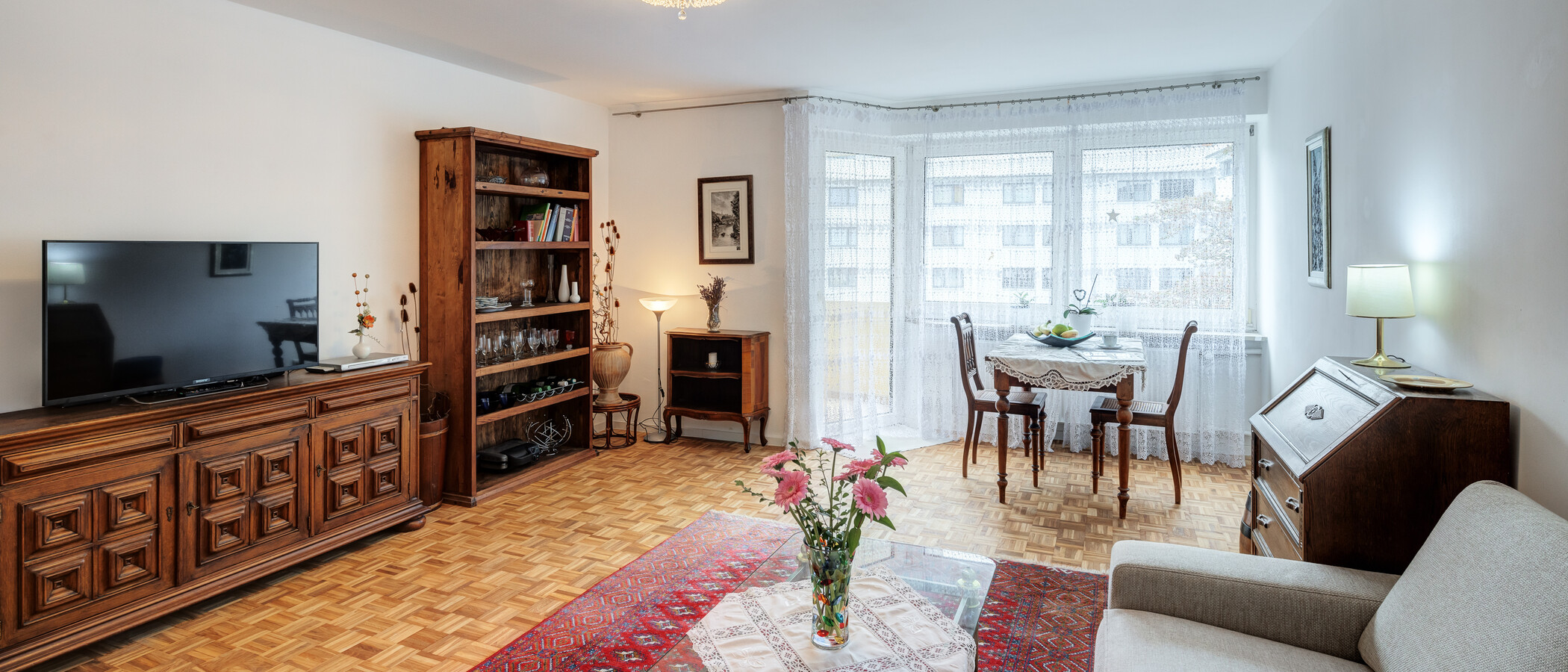 Flat München Bogenhausen 01 Stue 14181