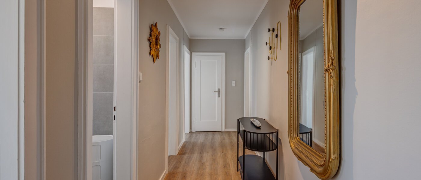 Lapos München Schwabing-West 01 Folyosó/folyosó 14190