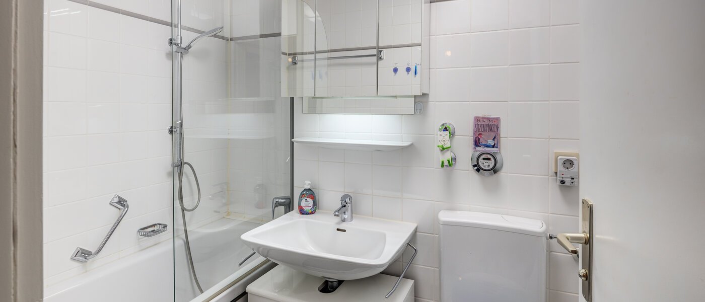 Plat Herrsching am Ammersee 01 Badkamer 14210