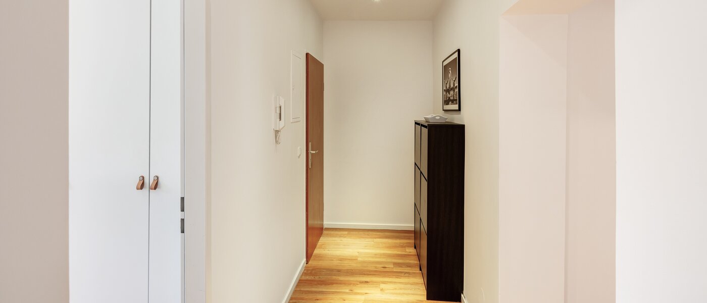 Düz München Thalkirchen 01 Koridor/koridor geçidi 14224