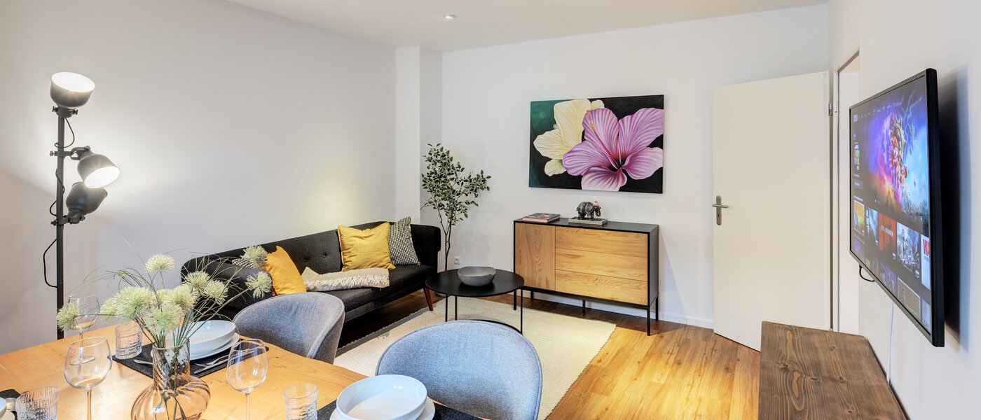 Düz München Thalkirchen 04 Oturma odası 14224