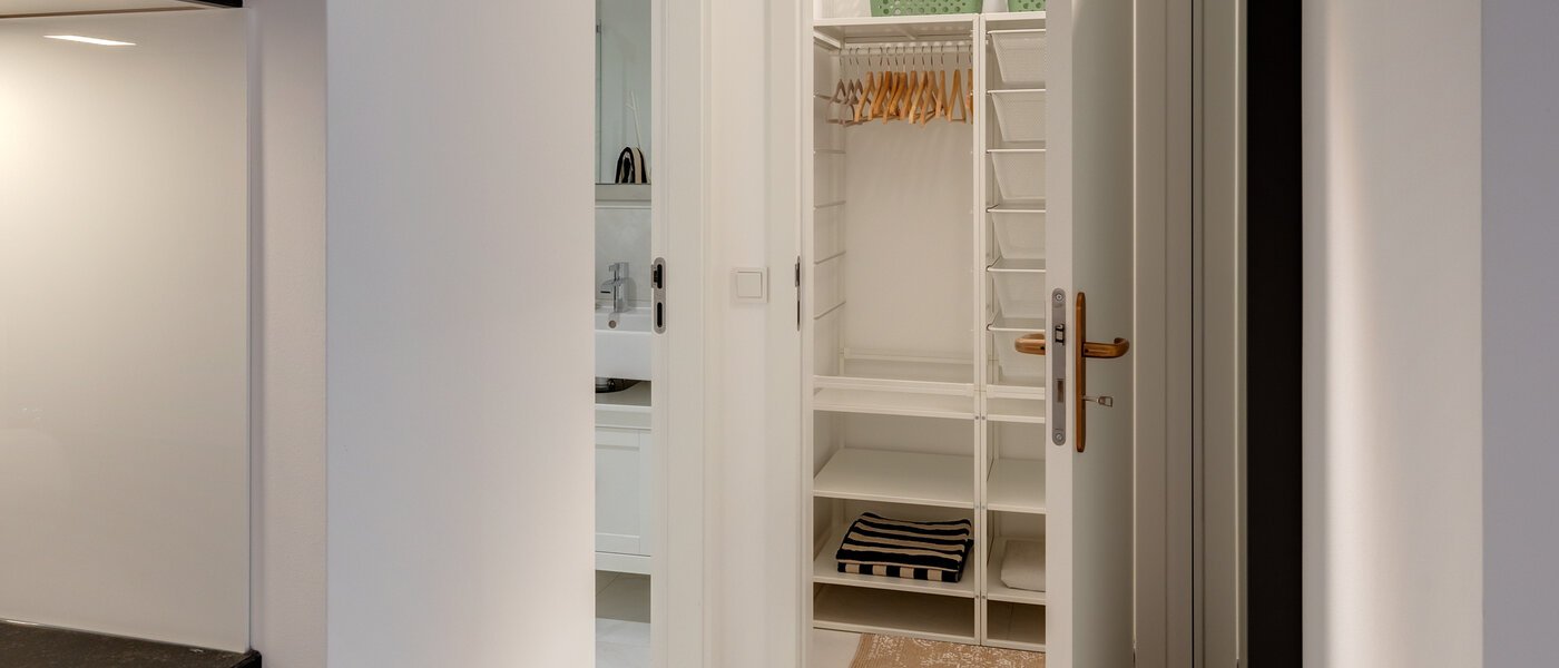 Ravna stran München Au 03 Koridor/hodnik 14250