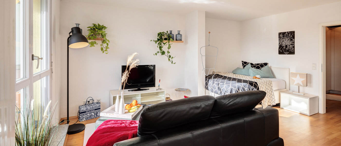 Apartament cu terasă pe acoperiș München Untermenzing 02 Zona de zi 14293